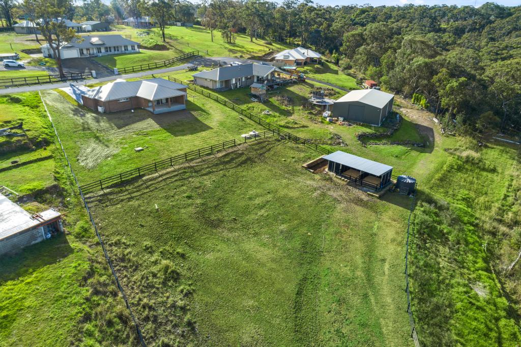 5 Albanis Cl, South Maroota, NSW 2756