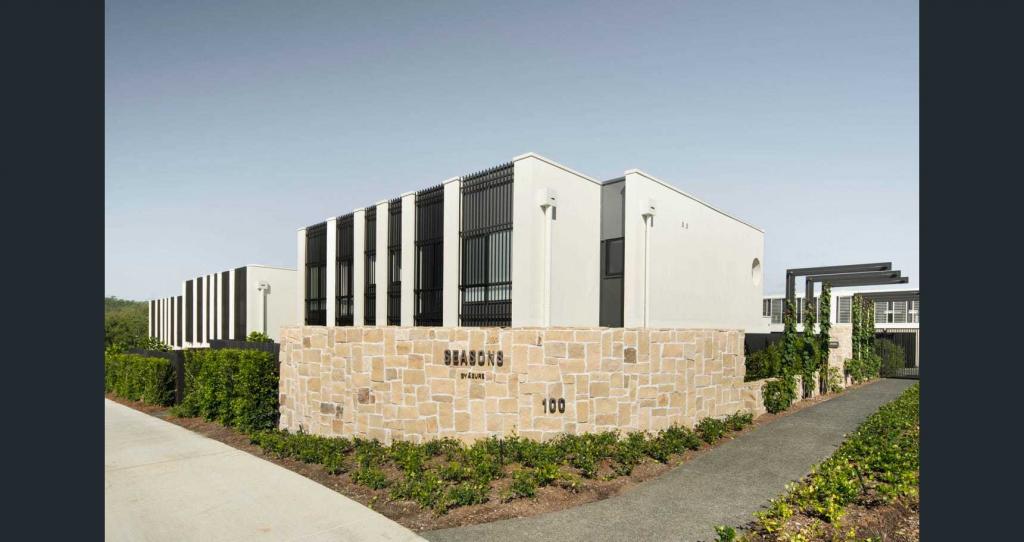 28/100 Champions Cres, Brookwater, QLD 4300