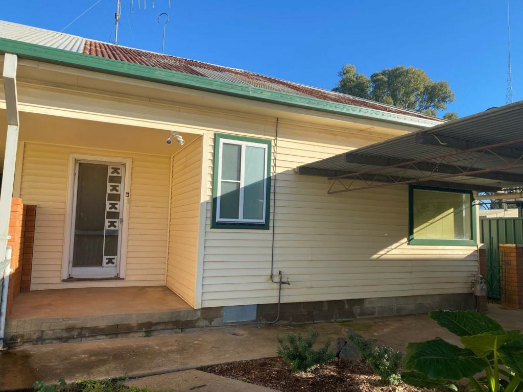 2/6 Sixth Ave, Narromine, NSW 2821
