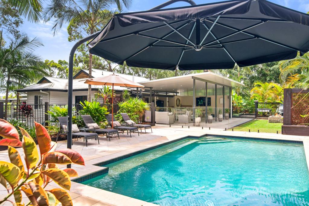 30 Jamberoo Ct, Tallebudgera, QLD 4228