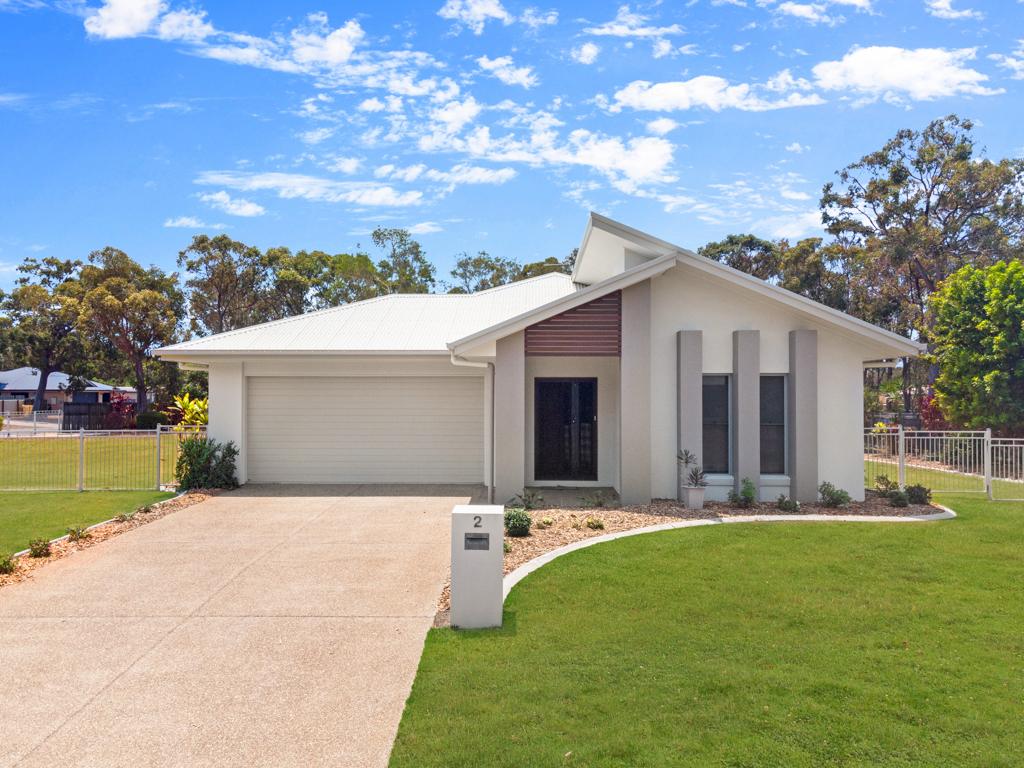 2 Kingsbarn Dr, Wondunna, QLD 4655