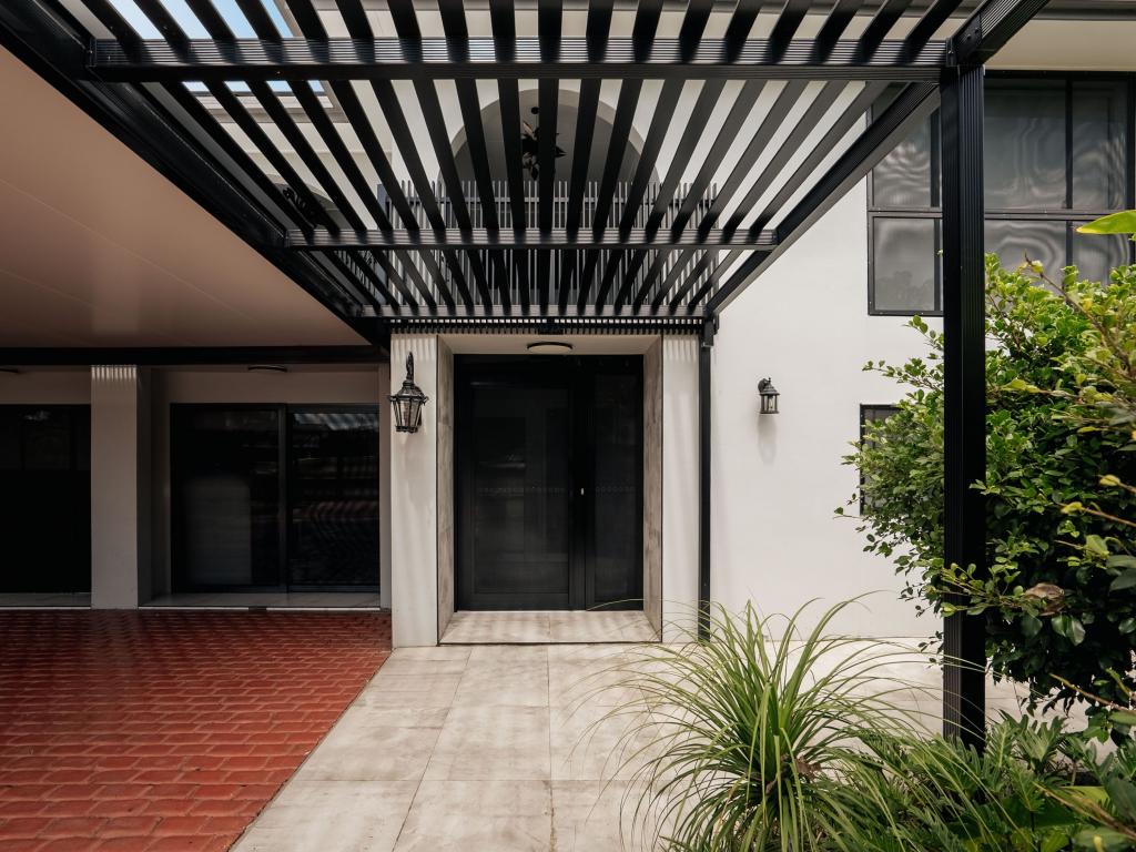 10 Cosmic St, Robertson, QLD 4109