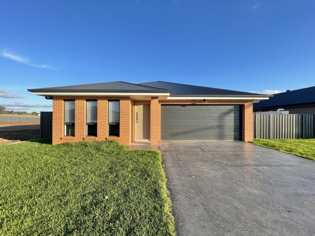 35 Federation Bvd, Forbes, NSW 2871