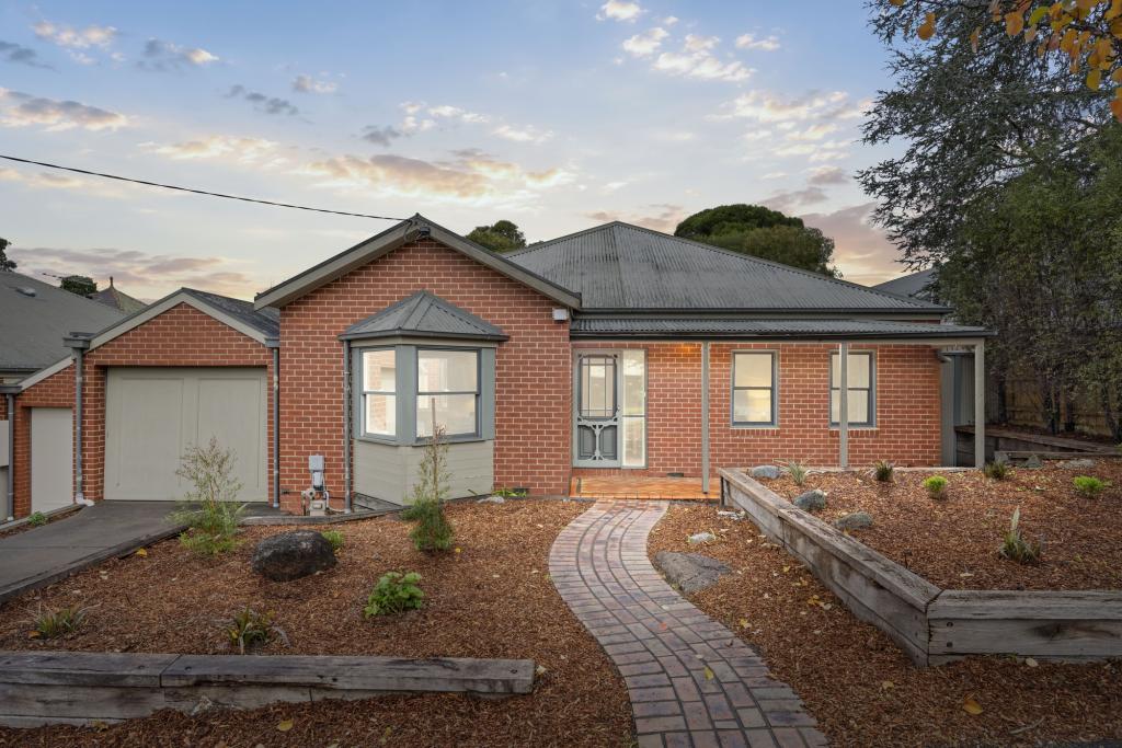 38 UVADALE GR, KEW, VIC 3101