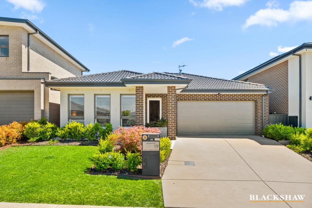 19 Sparrow St, Googong, NSW 2620