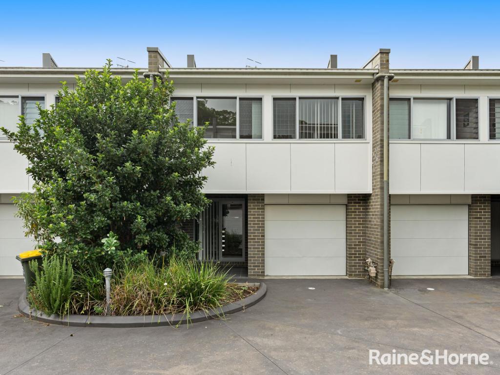 8/19 DONNISON ST W, WEST GOSFORD, NSW 2250
