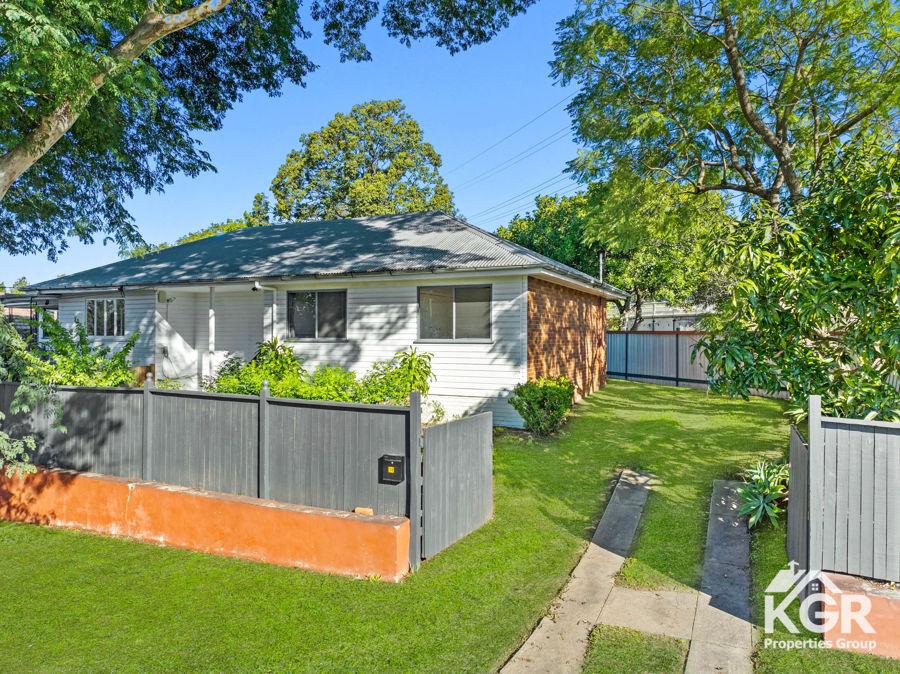 38 MANSTED ST, HOLLAND PARK WEST, QLD 4121