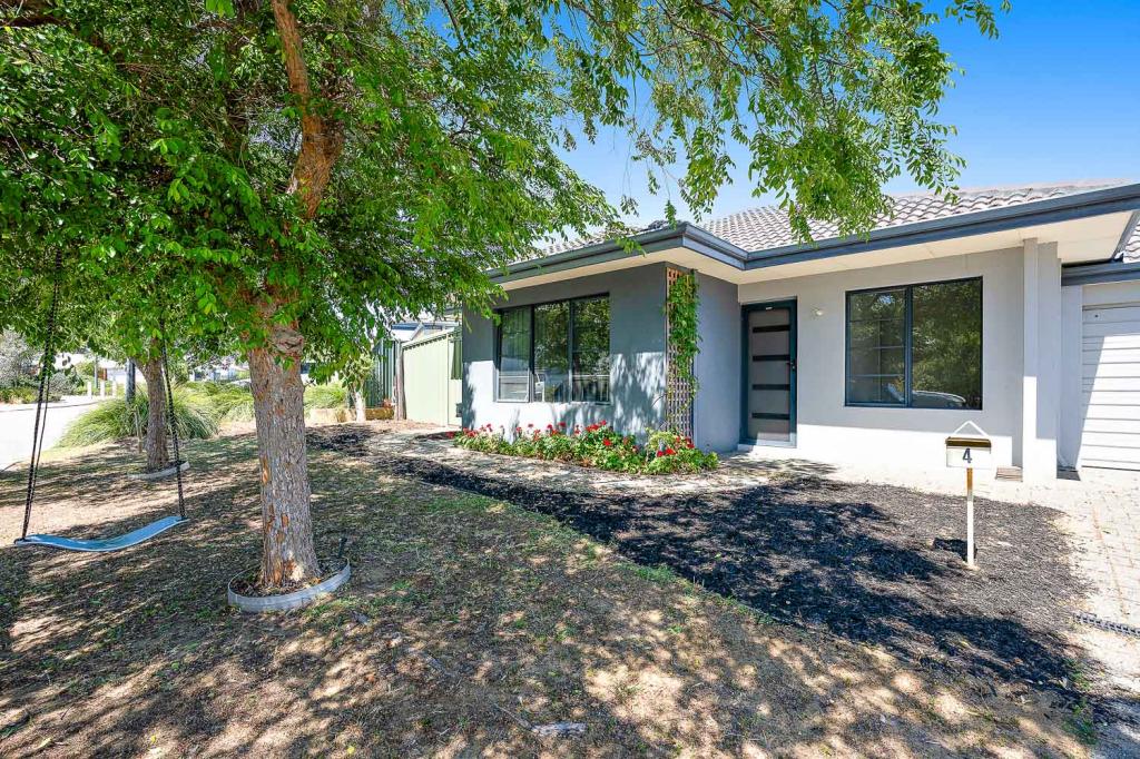 4 Graduate Way, Coolbellup, WA 6163