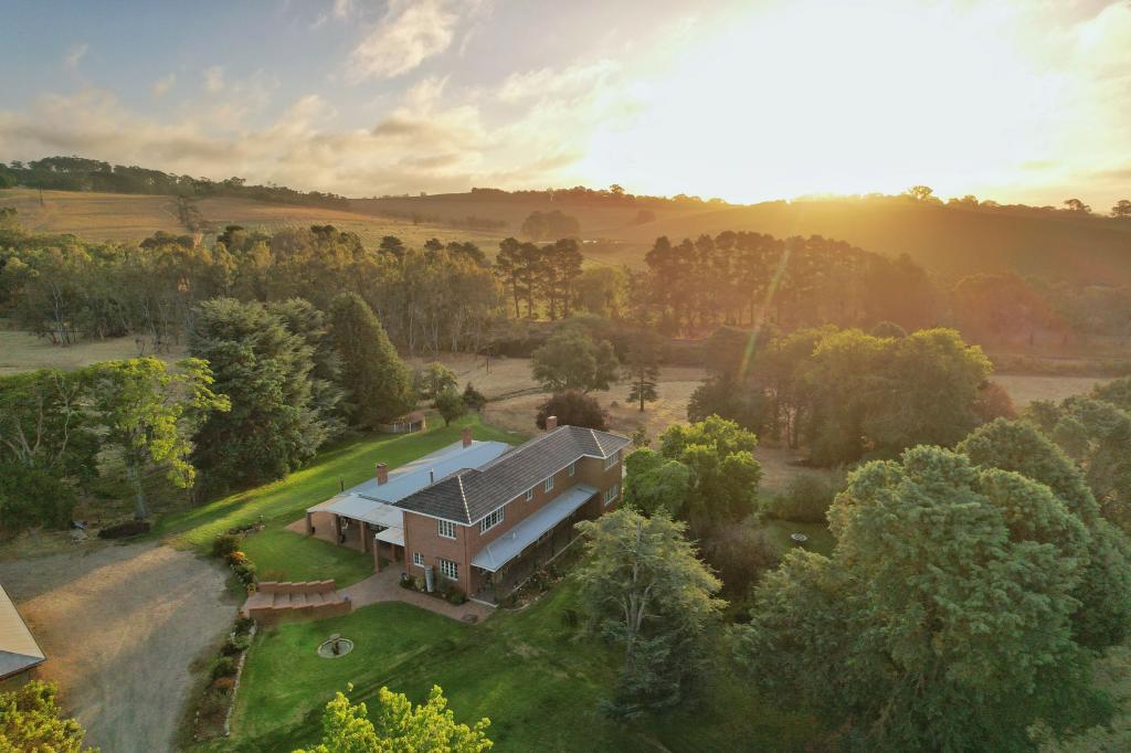 18 Mattners Rd, Balhannah, SA 5242