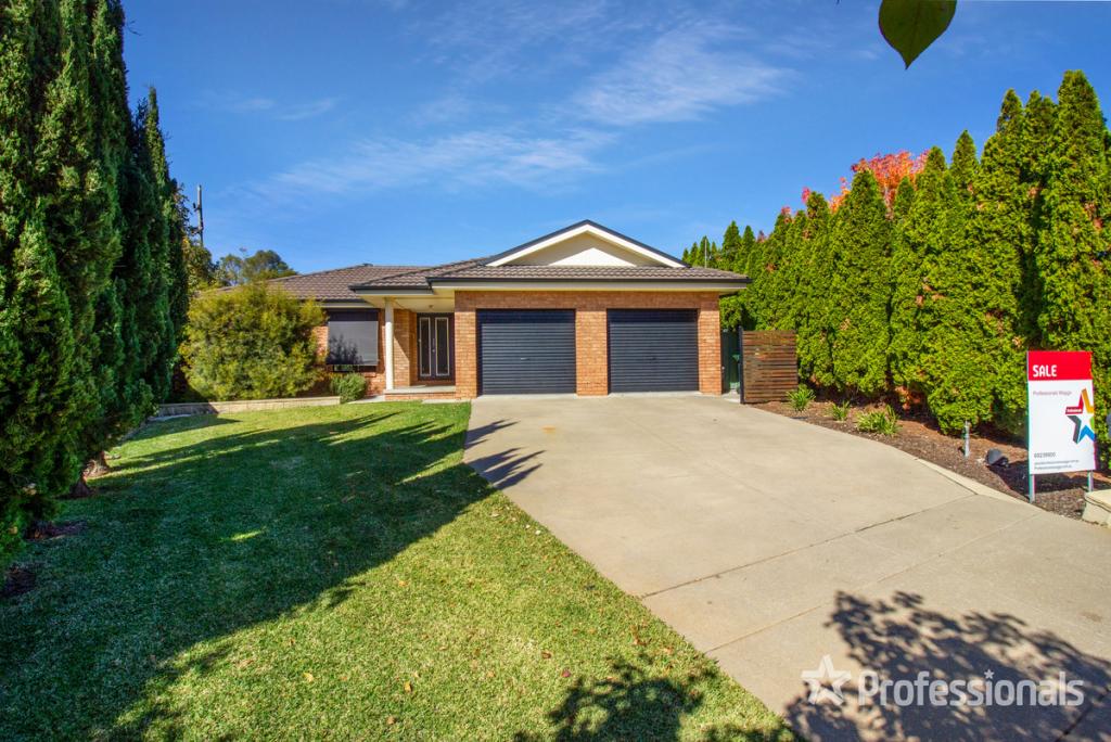 34 BOREE AVE, FOREST HILL, NSW 2651