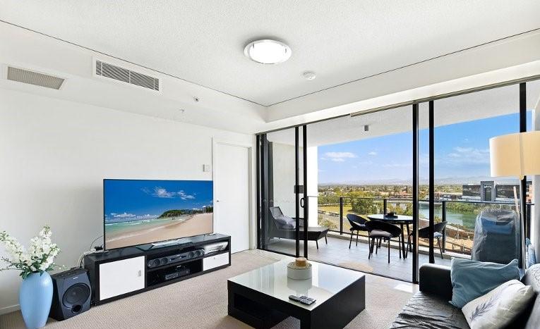 909/22 Surf Pde, Broadbeach, QLD 4218