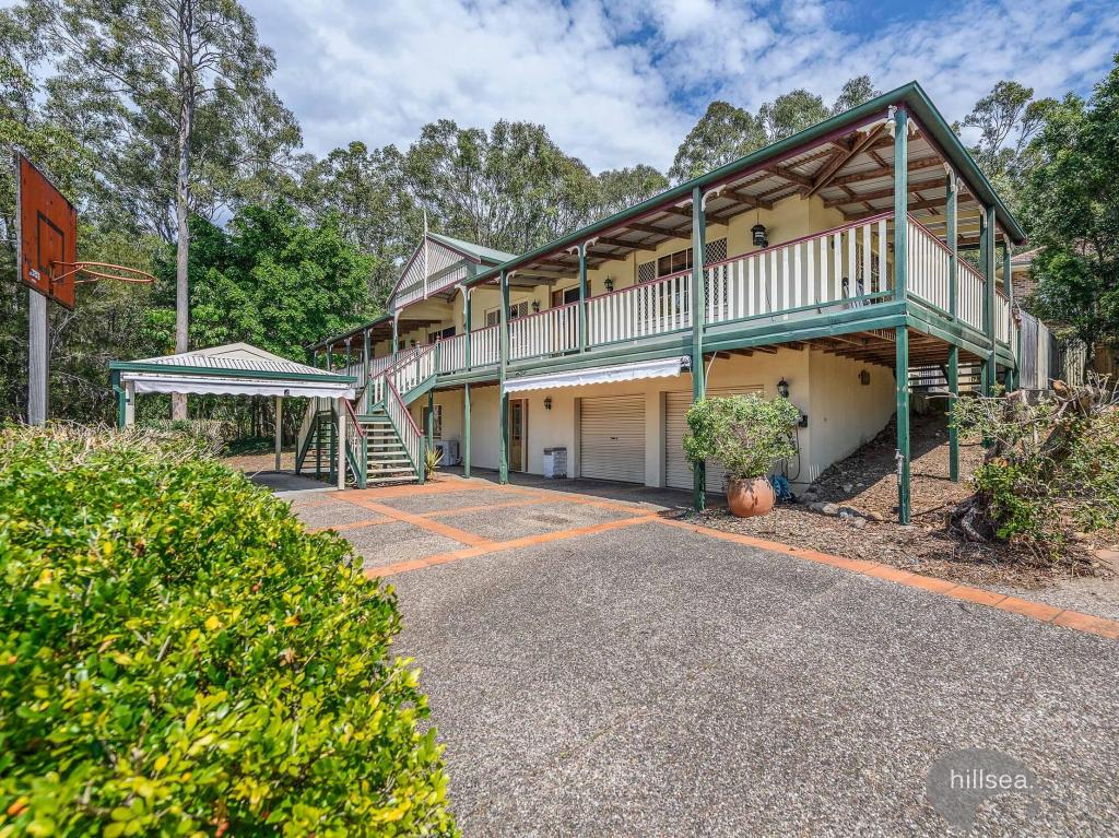 18 CAMDEN CT, HELENSVALE, QLD 4212