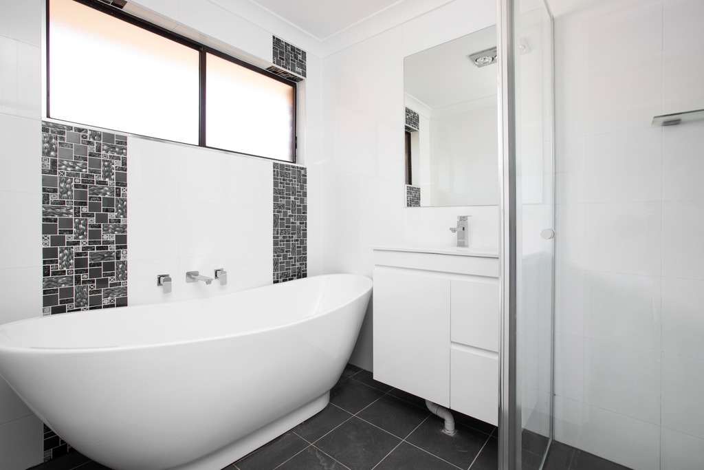 12 Gove Ave, Green Valley, NSW 2168