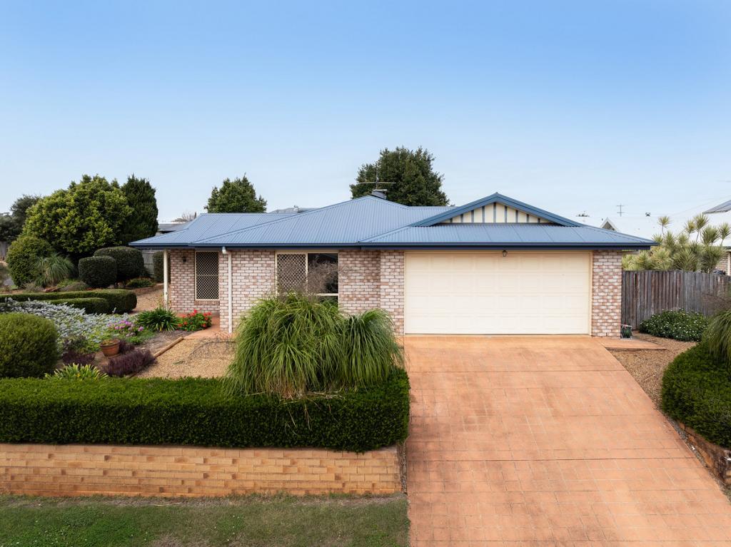 5 Mccall St, Highfields, QLD 4352