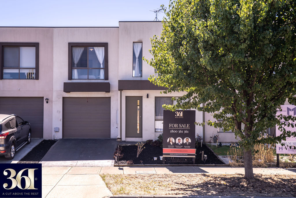 29 Arlington Park Pde, Mickleham, VIC 3064