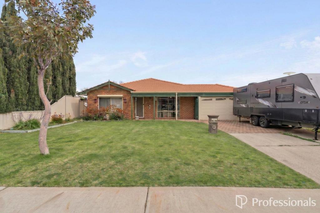 61 BROWN CRES, SEVILLE GROVE, WA 6112