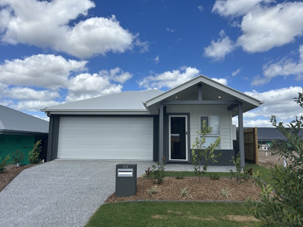 40 Vespar Rd, Flagstone, QLD 4280