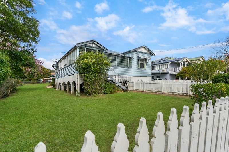 29 Bergin St, Booval, QLD 4304