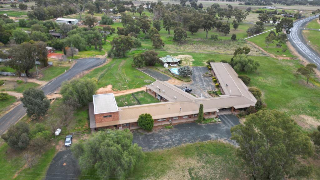 2 Mitchell St, Mathoura, NSW 2710