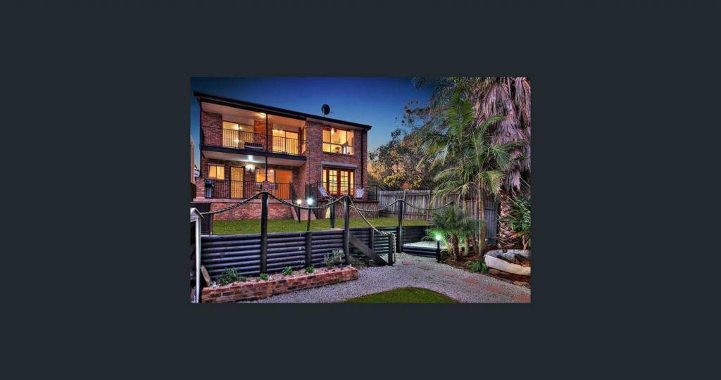 614 Henry Lawson Dr, East Hills, NSW 2213