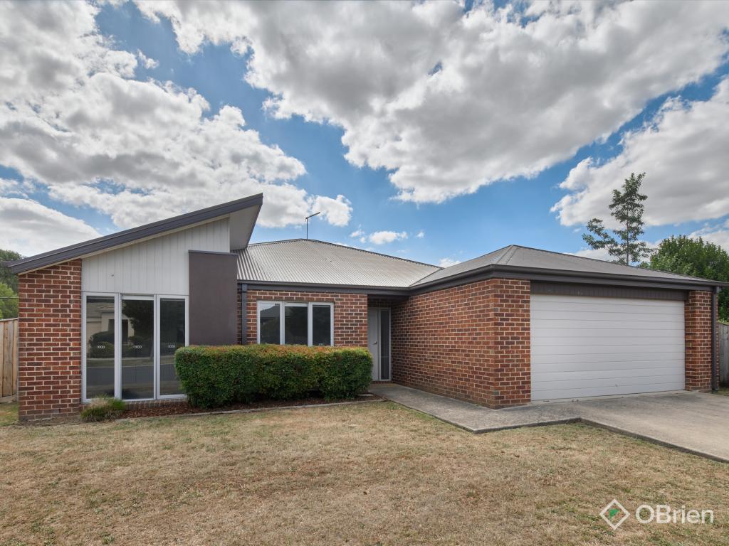182 Twin Ranges Dr, Warragul, VIC 3820