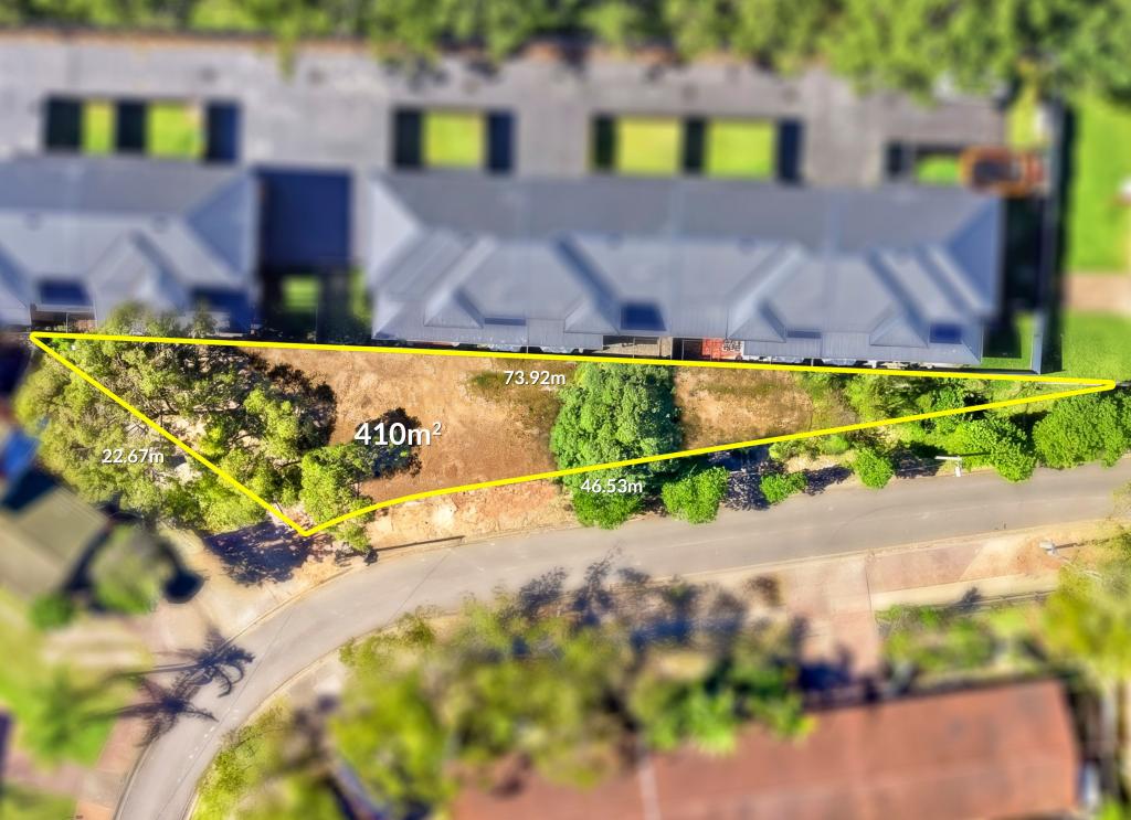 14H DARRIN CL, BATEAU BAY, NSW 2261