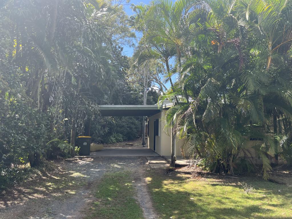 11 Cook St, Bucasia, QLD 4750