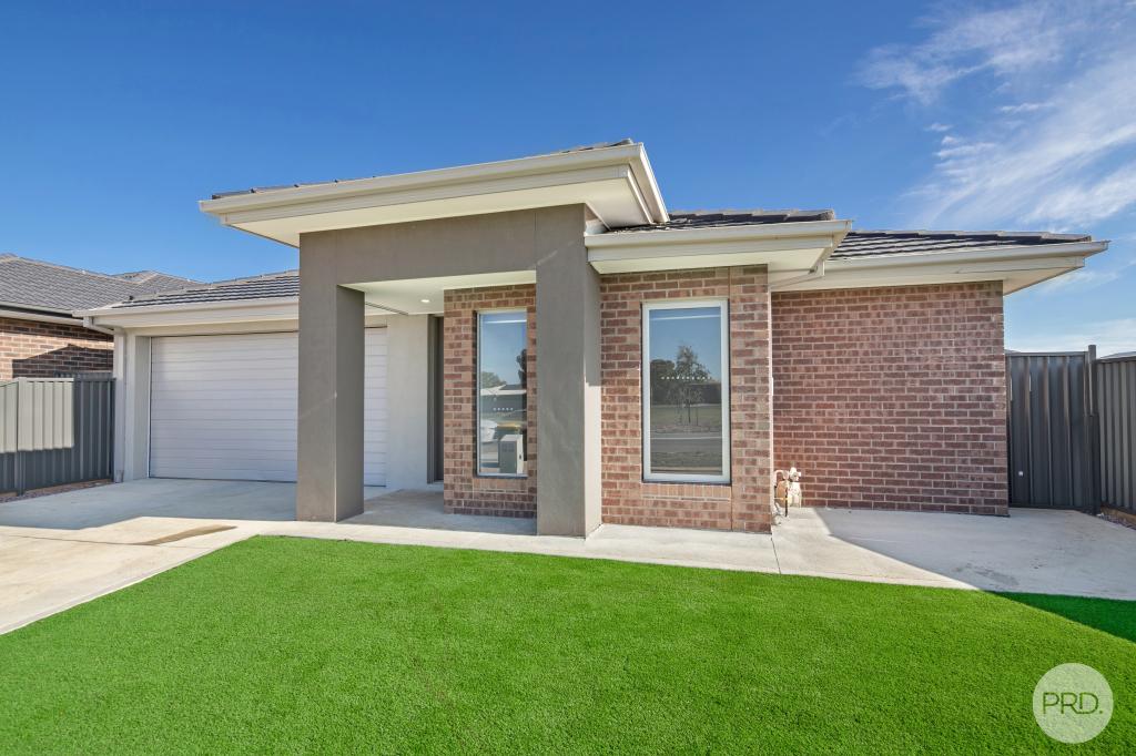 90 Dyson Dr, Lucas, VIC 3350