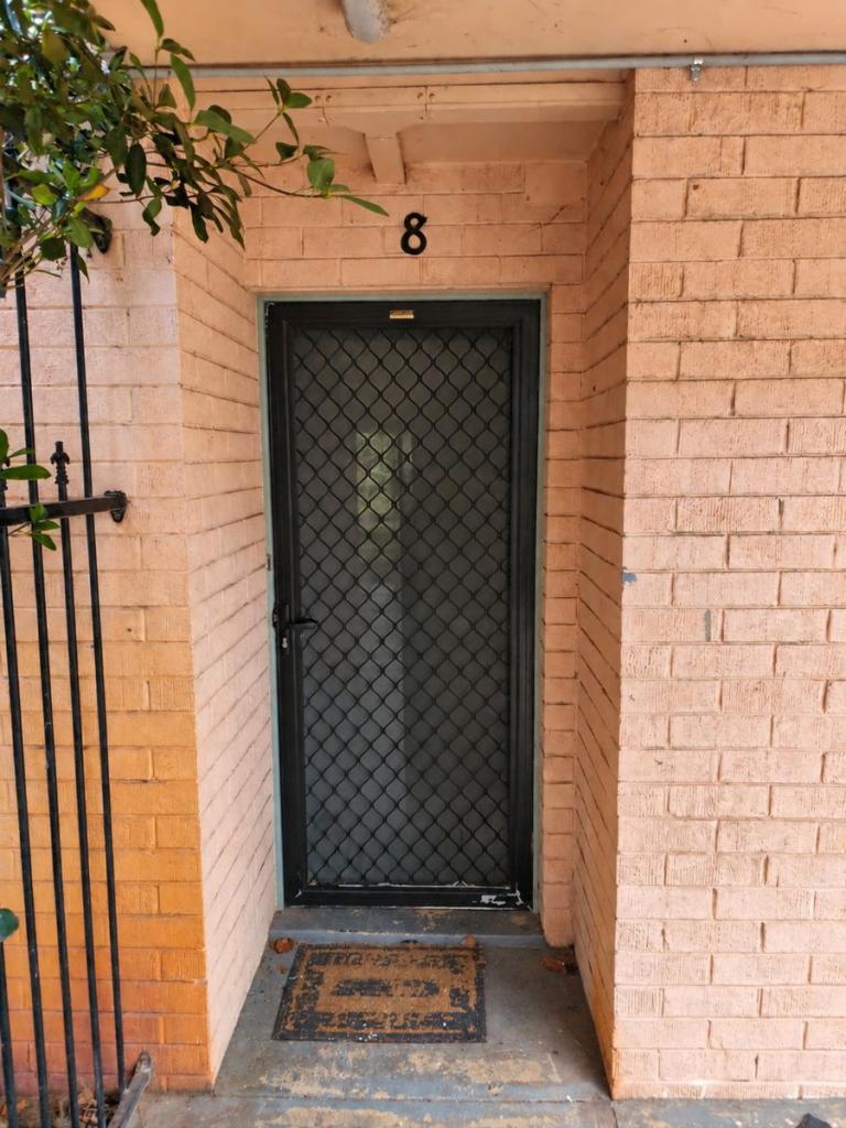 8/4 Canham Way, Orelia, WA 6167