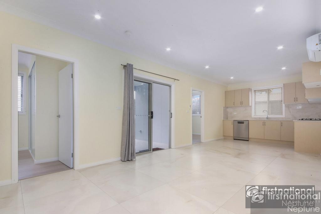 9a Bulli Rd, Toongabbie, NSW 2146