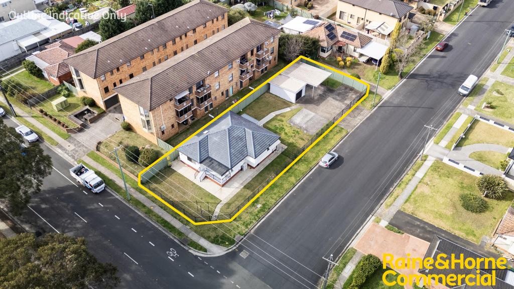 196 Lindesay St, Campbelltown, NSW 2560