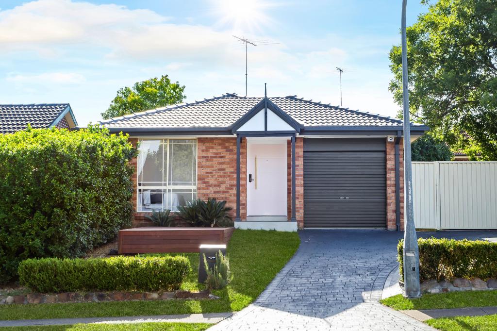 11 AIMEE ST, QUAKERS HILL, NSW 2763