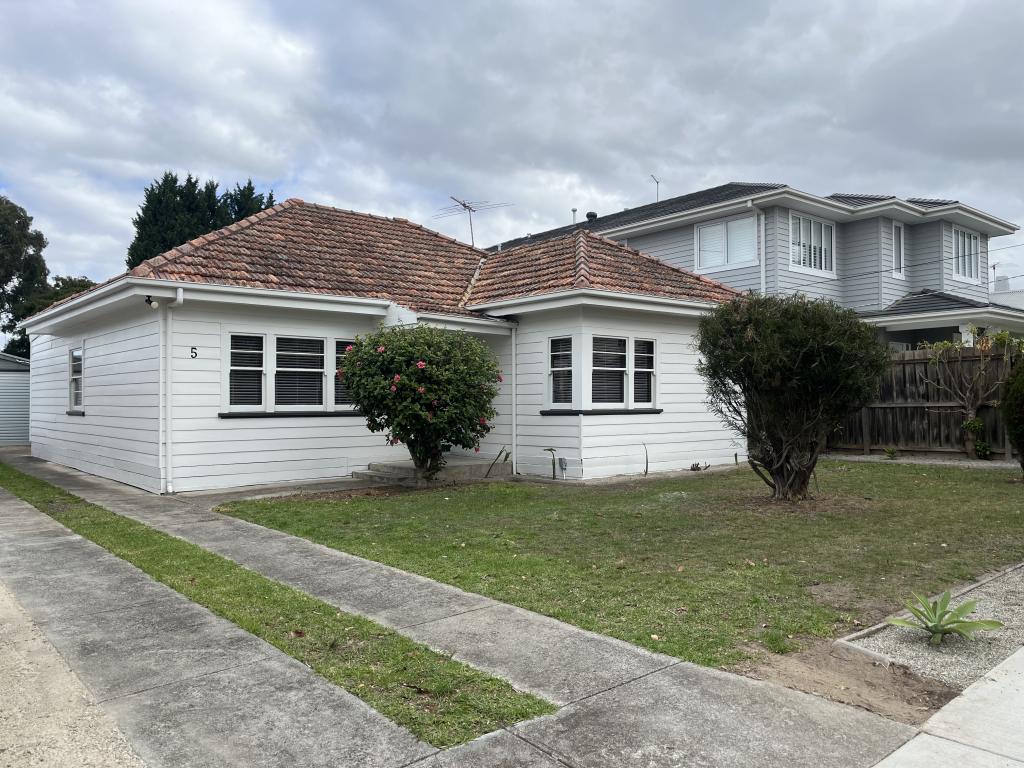 5 Narmbool St, Manifold Heights, VIC 3218