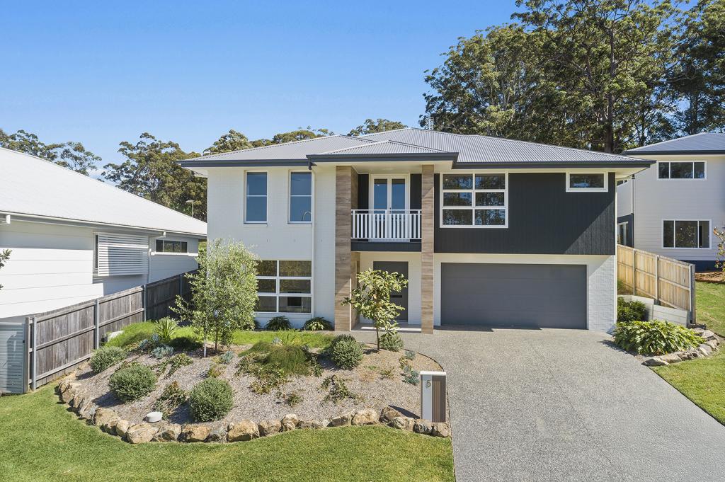 5 AMADEUS PL, NORTH BOAMBEE VALLEY, NSW 2450