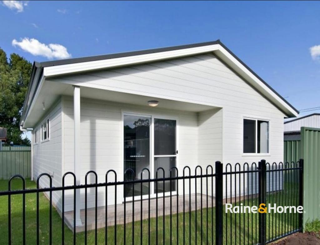 42a Trafalgar Ave, Woy Woy, NSW 2256