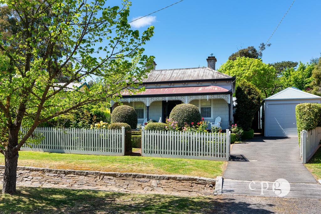 8 Templeton St, Maldon, VIC 3463