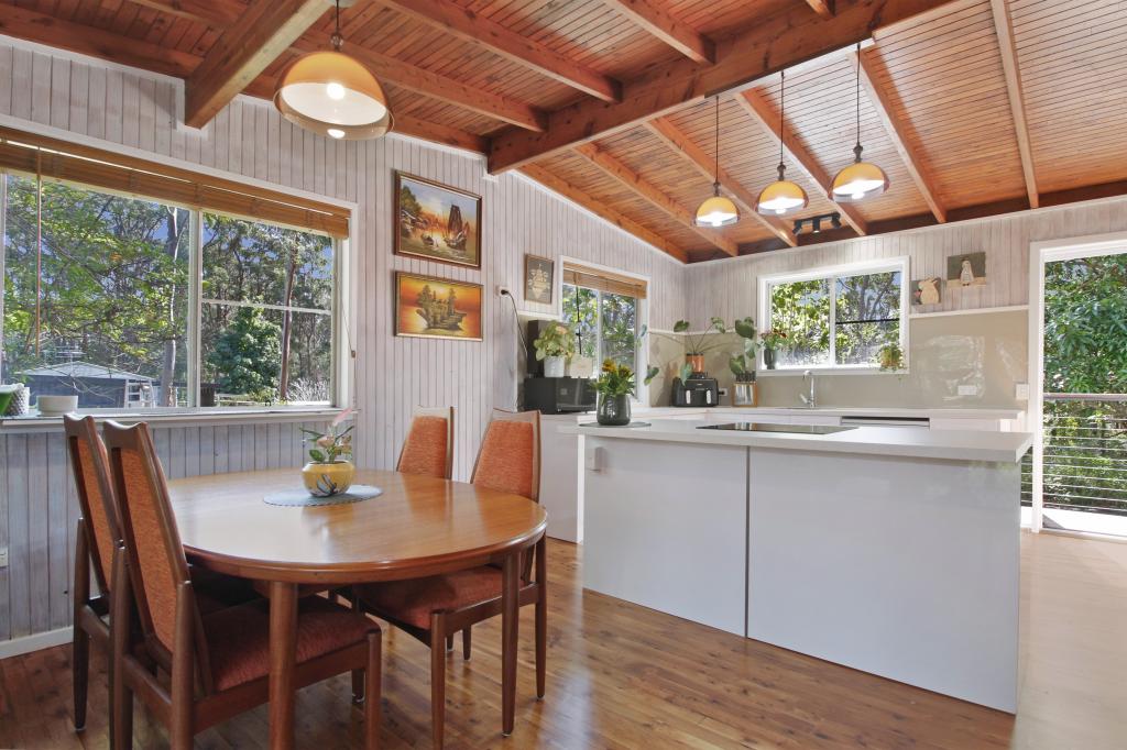 7 Noondoo St, Macleay Island, QLD 4184