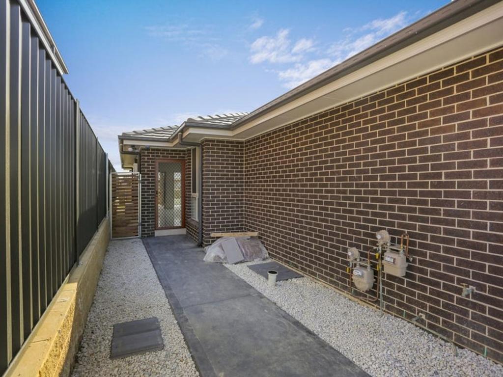 14b Toovey Ave, Oran Park, NSW 2570