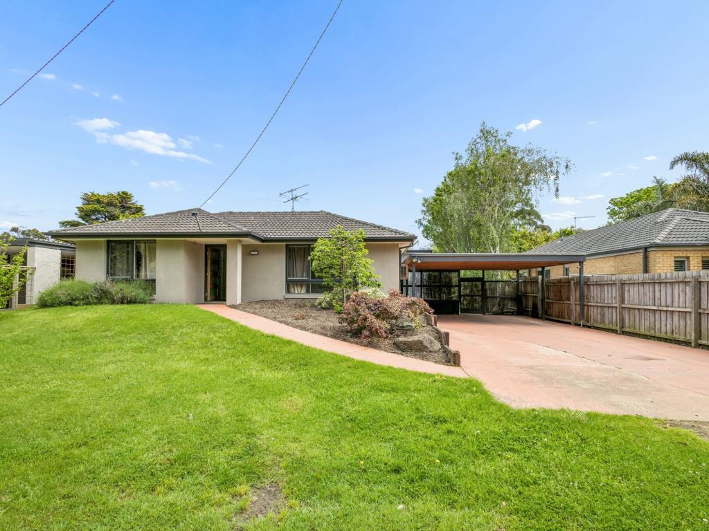 8 Rosebud Ave, Rosebud, VIC 3939