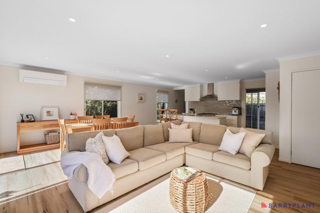 7 Gahnia Gr, Cowes, VIC 3922