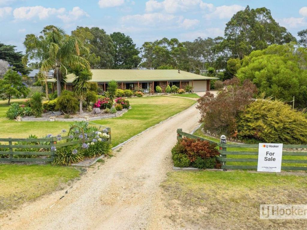 74 Eagle Point Rd, Eagle Point, VIC 3878