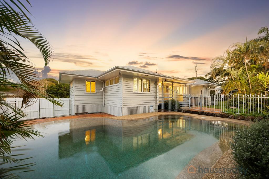 65 Camelot St, Tennyson, QLD 4105