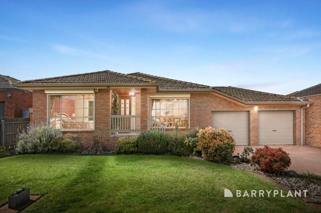 32 Hawkes Dr, Mill Park, VIC 3082