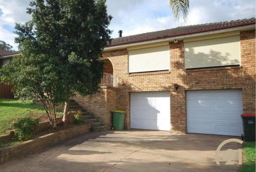 11 Berry St, Prairiewood, NSW 2176