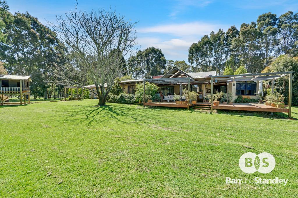 69 Old Raymond Rd, Roelands, WA 6226