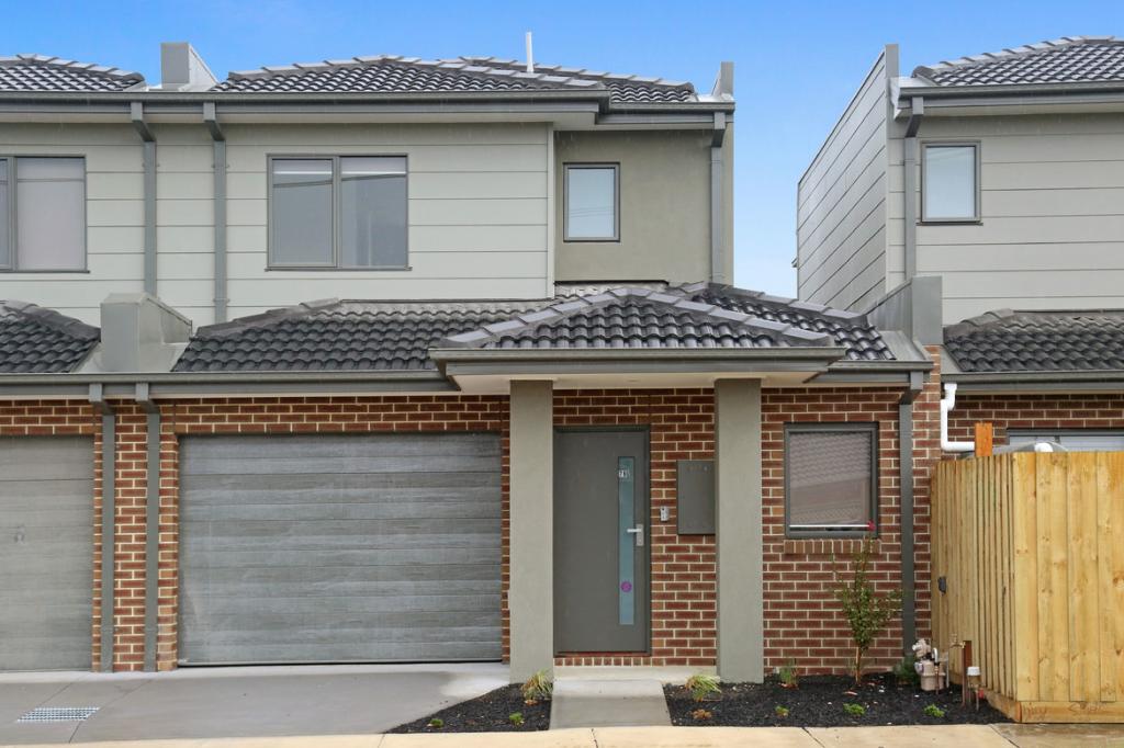 7b Ellerslie St, Kingsbury, VIC 3083