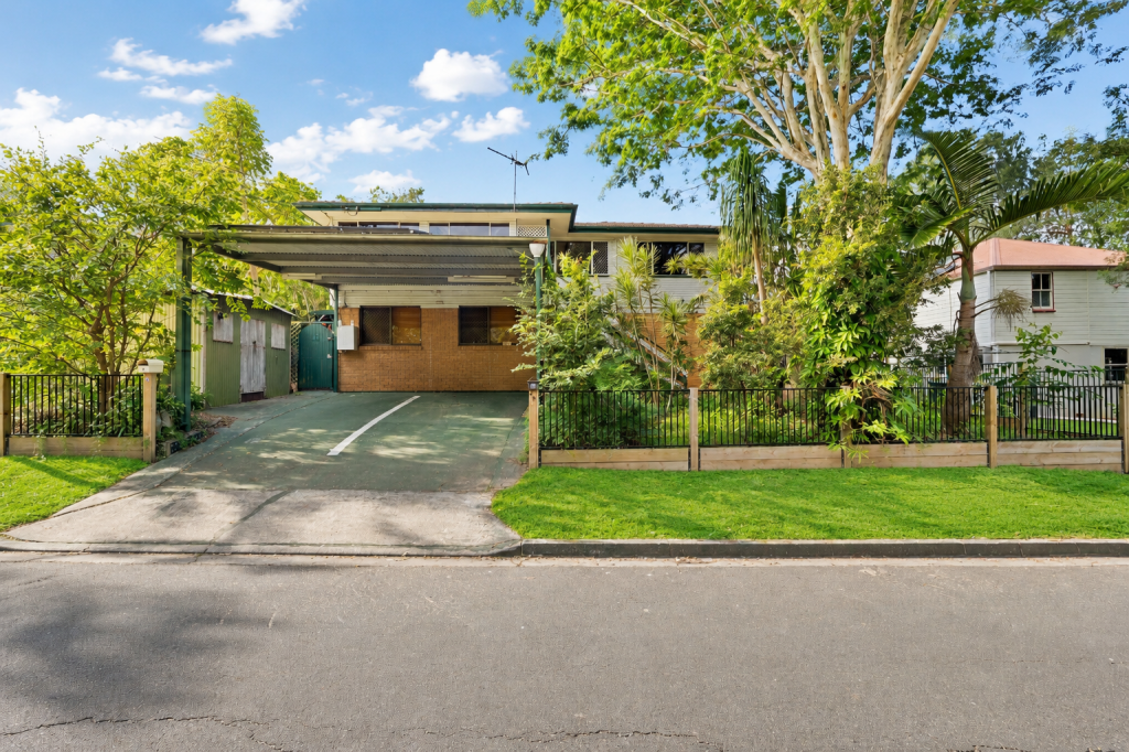 46b Alastair St, Manly, QLD 4179