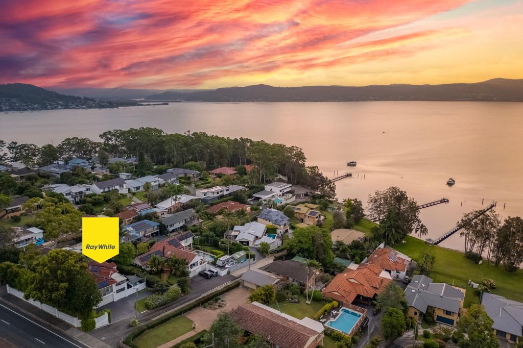 295a Avoca Dr, Green Point, NSW 2251