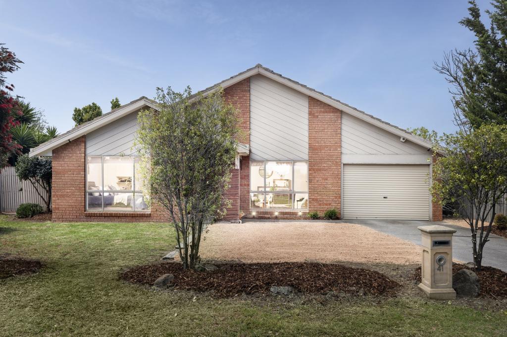 41 PROCTOR CRES, KEILOR DOWNS, VIC 3038