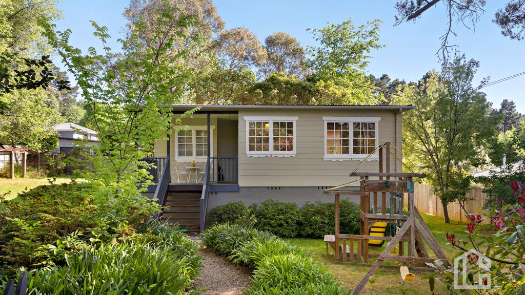12 Scott Ave, Leura, NSW 2780